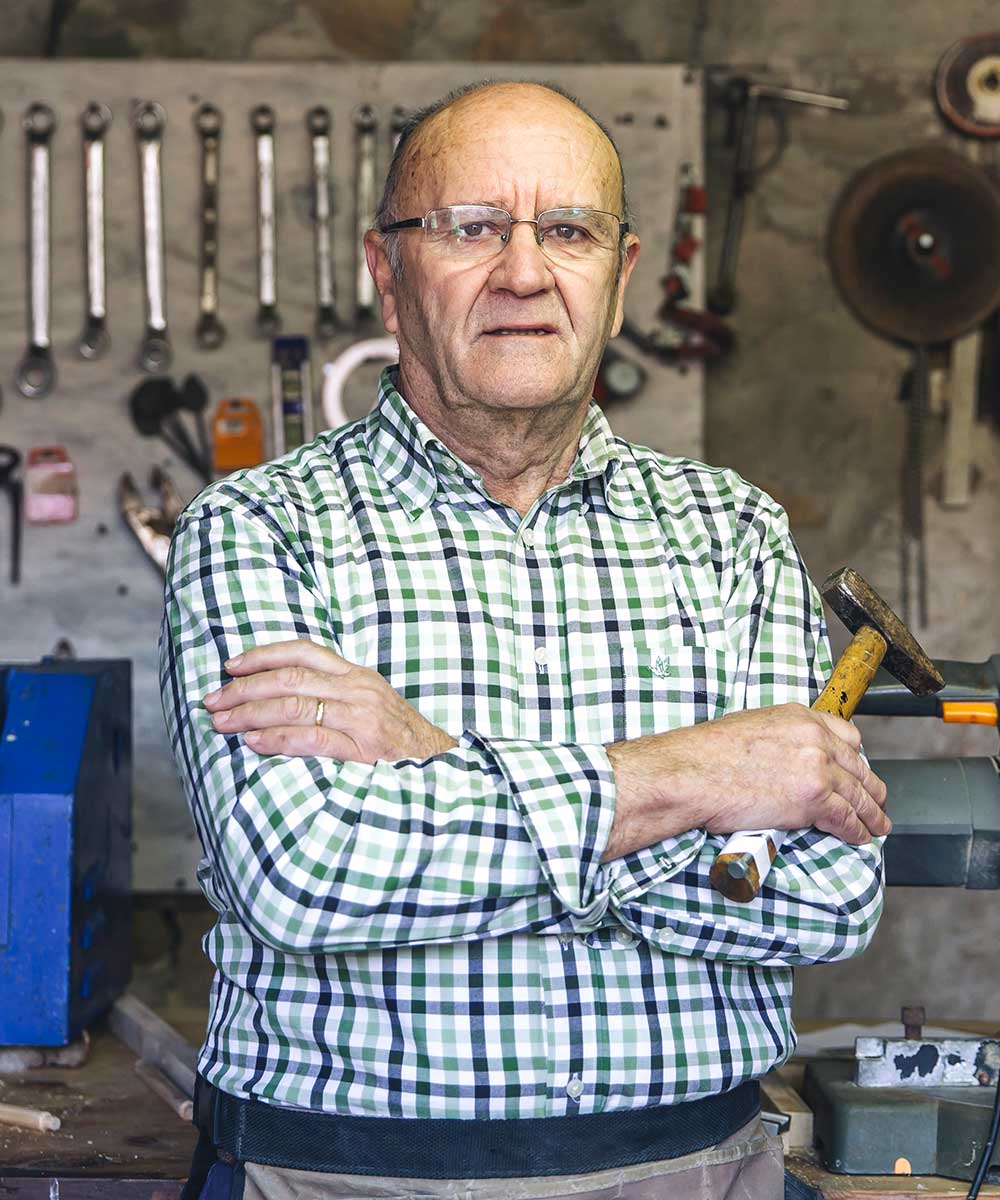 carpenter in his workshop FPS649B